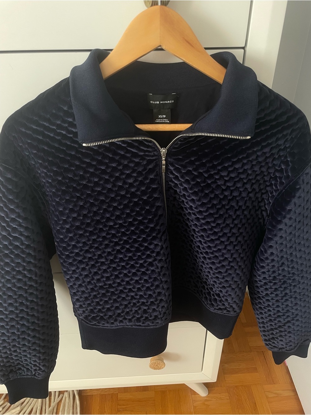 Club Monaco navy blue quilted velvet quarter zip up